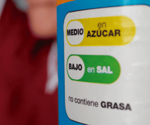 Sellos de Advertencia en Latinoamérica